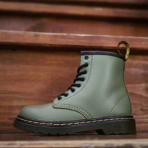 ✨DR MARTENS T KAKI✨

Du 24 au 34 ⭐️

#drmartens#boot#boots#automne#shoes#kids#shoeskids#shop#shopnow#new#shoponline