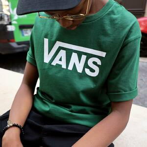 ✨VANS ✨

T-shirt Vans Classic ✨
XS -XL 

Vans sk8 mid reissue V ✨
Du 18 au 39 ⭐️

#vans#vanssk8#mid#shop#store#marseille#shoes#kids#baby#tshirt#vansoriginal#shoesaddict