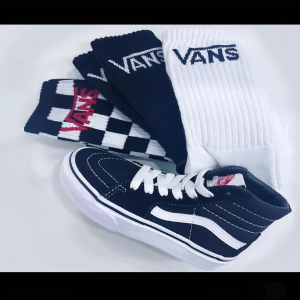 ✨ Vans sk8 black white ✨

Du 27 au 34 = 55€

#vans#vansshoes#vanssk8#vanskids#kids#shoes#sneakers#sokid#marseille#shopnow#onlineshopping#instapicture#picoftheday