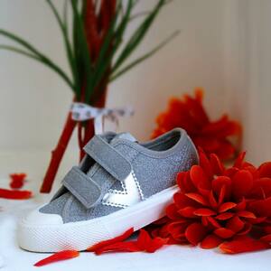 ✨VICTORIA ✨

Du 25 au 32 ⭐️

#victoria#shoes#sneakers#kids#girl#baby#shop#shopnow#shoponline#store#marseille#now